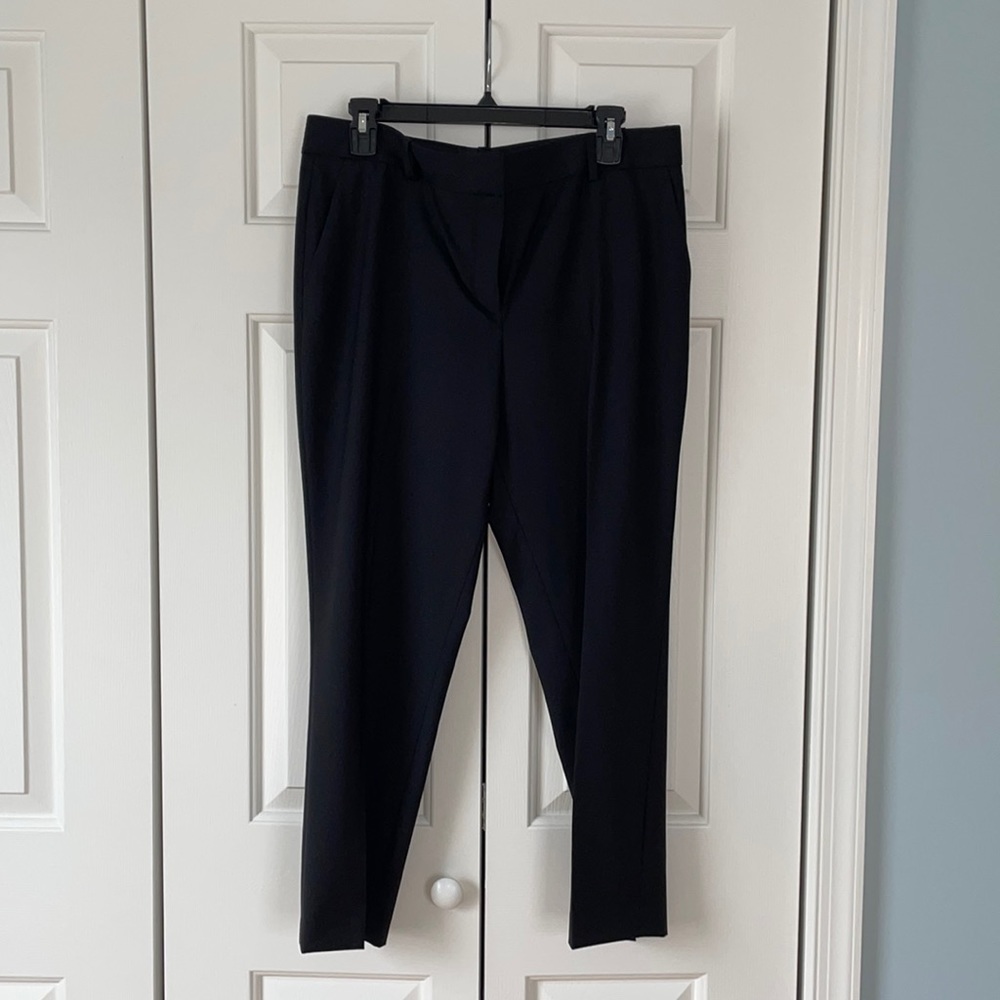Theory New with tag black suit pant ankle